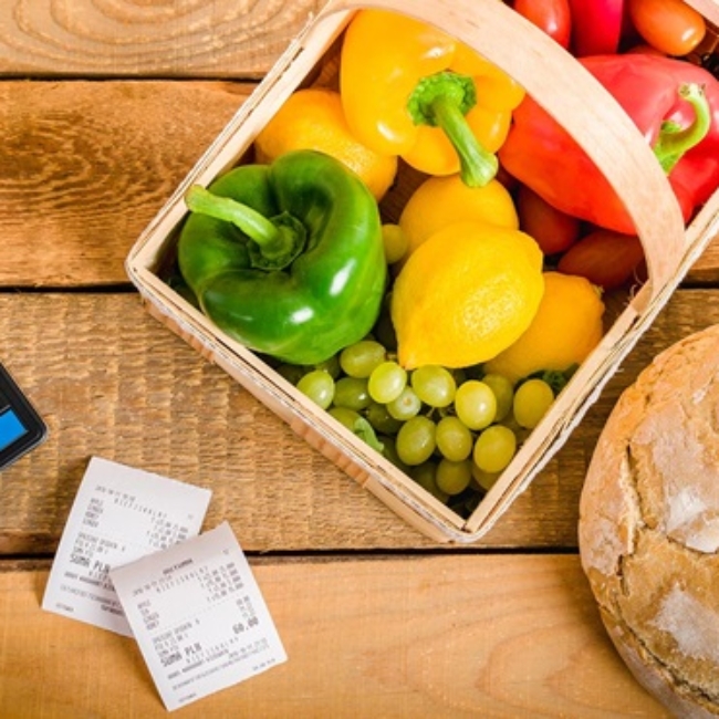 El Gobierno prorroga la rebaja del IVA de los alimentos hasta 2023
